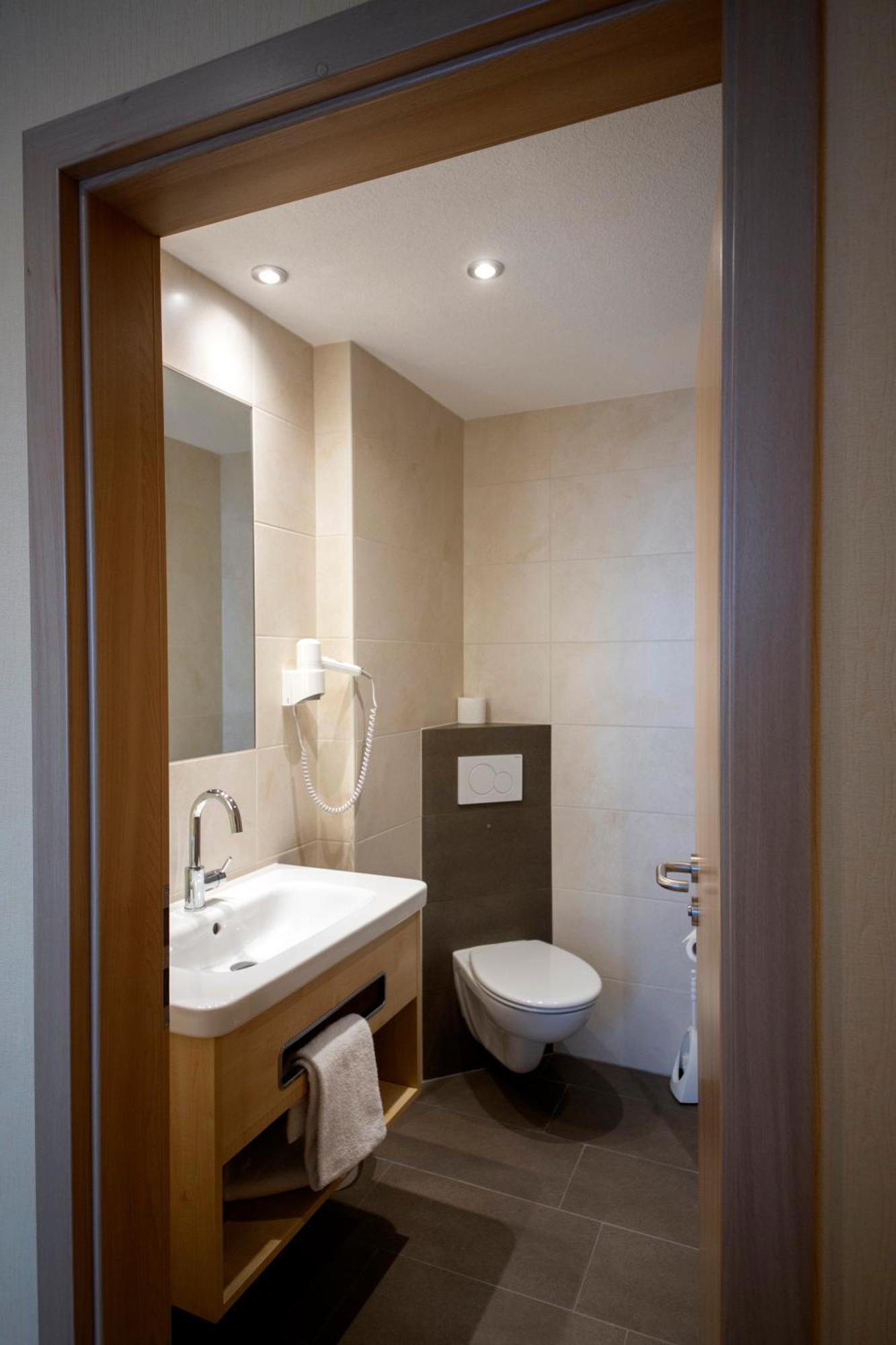 Haus Hubertus Hotel Winterspelt Kültér fotó