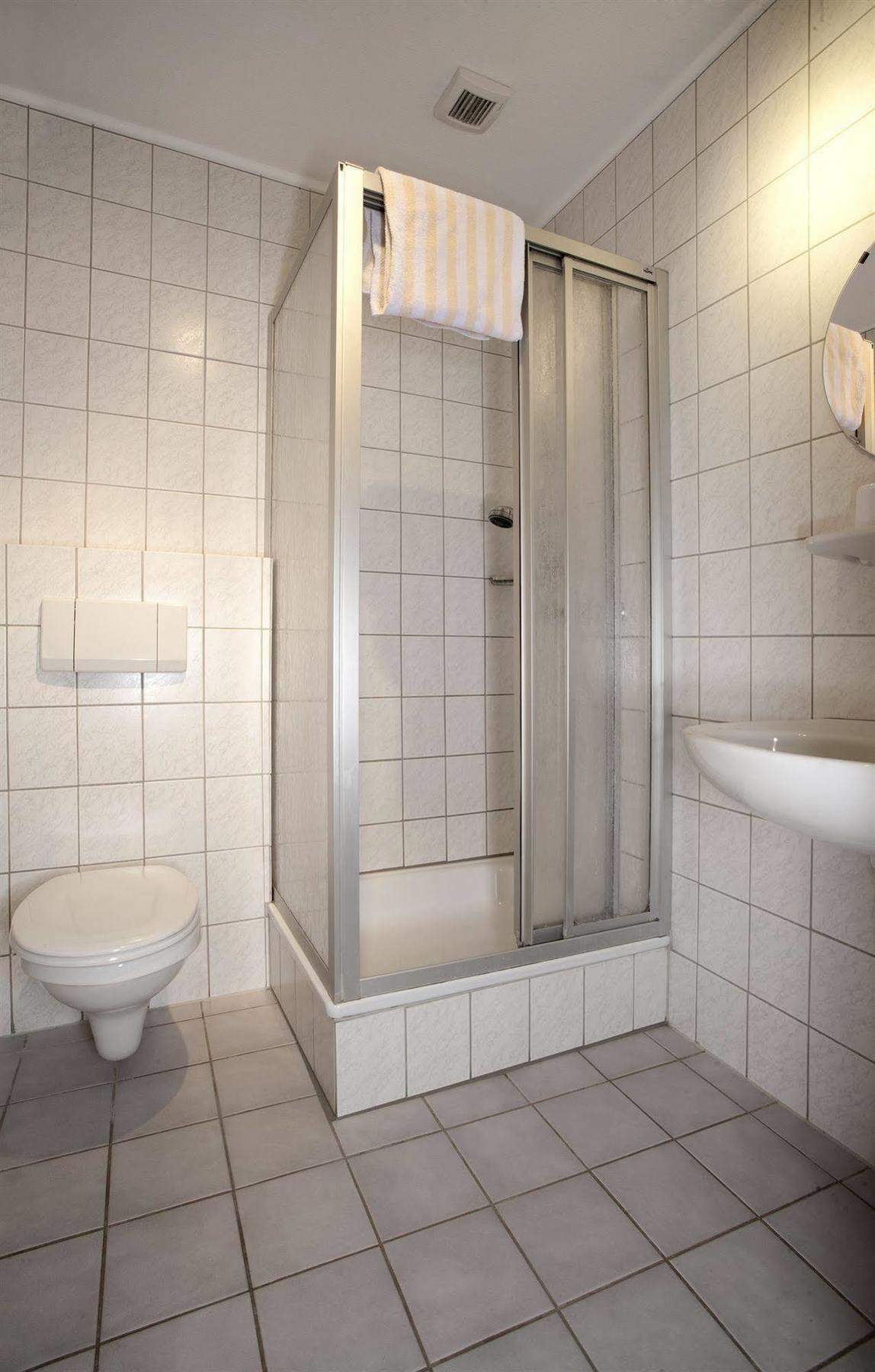 Haus Hubertus Hotel Winterspelt Kültér fotó